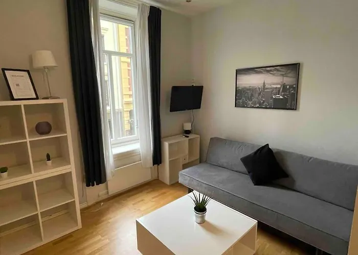Super Central, 2 Min From Central Station, 1-4Pers